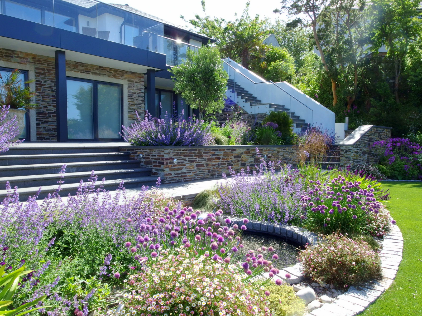 Coastal Bio-Diverse Retreat